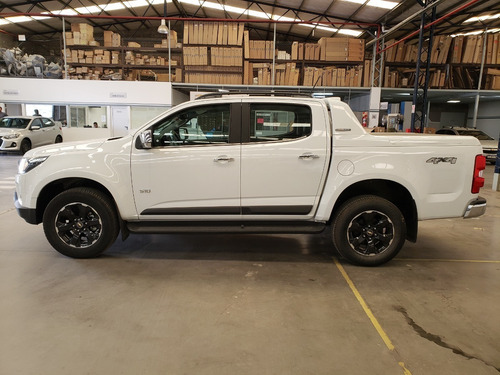 Imagen 20 de 25 de Chevrolet S10 2022 2.8 High Country Cd Tdci 200cv Automática