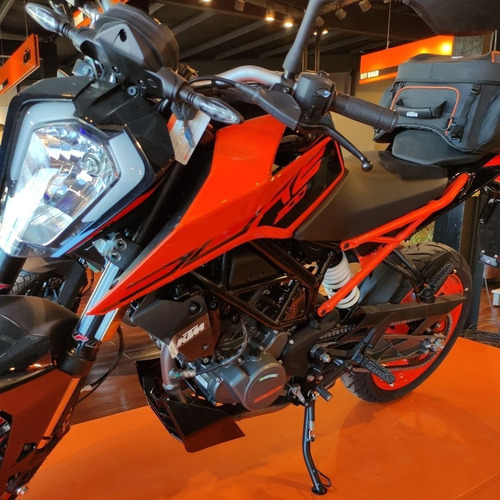 Imagen 13 de 17 de Duke 200 Ng 2022 Street No Honda Yamaha Benelli Entrega Ya