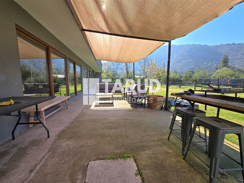 Cómoda Casa En Venta En Tranquilo Sector Campestre, Requínoa