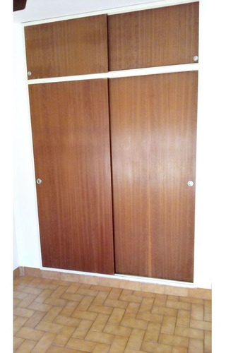 Imagen 9 de 14 de Departamento 1 Dormitorio- Cocina Separada- Salta Y Balcarce- Excelente Estado