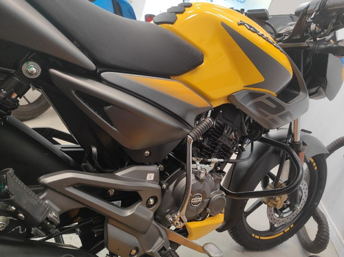 Bajaj Rouser Ns 125