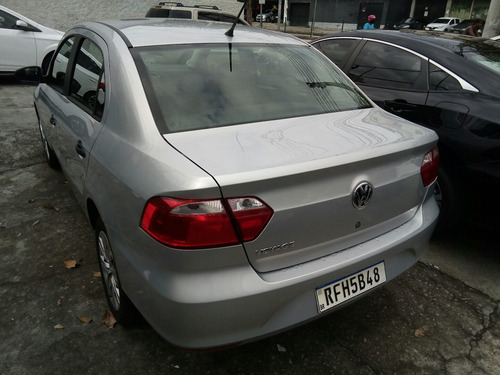 Imagem 4 de 8 de Volkswagen Voyage 2021 1.6 Msi Total Flex 4p