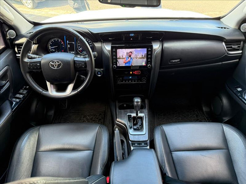 Toyota Hilux SW4 2.7 Vvt-i Flex Srv 7l 4x2 Automatico