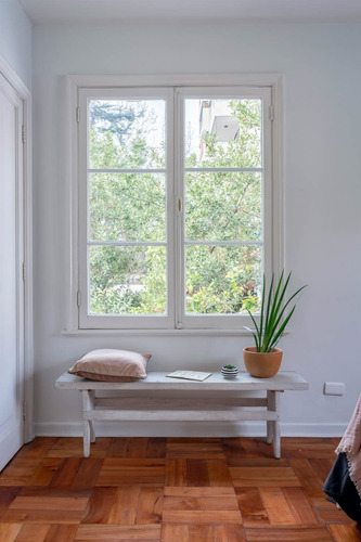 Imagen 26 de 30 de Encantadora Casa Renovada En Pasaje Con Patio(guardia Vieja)