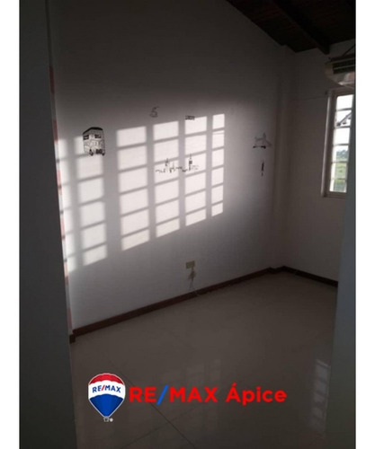 Imagen 11 de 12 de Se Vende Townhouse En Villas Morichal, Av. Alirio Ugarte P