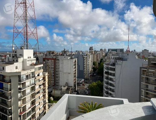 Imagen 9 de 10 de Apartamento - Tres Cruces - Viv U Oficina, Piso Alto, Sin Gc