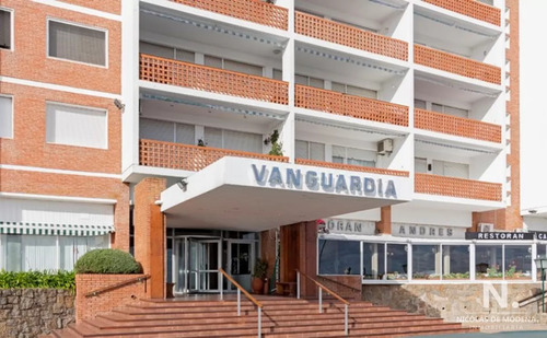 Espectacular Departamento De 1 Dormitorio Recilado En Venta Frente Al Mar