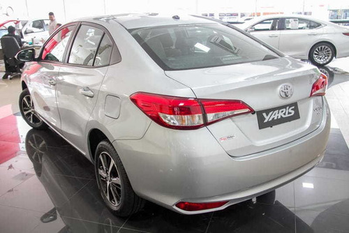 Toyota Yaris 1.5 16v Flex Sedan Xs Connect Multidrive