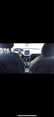 Peugeot 208 Allure Touch Screen