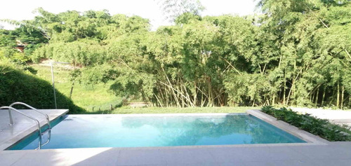 Casa Campestre En Venta  Vía Armenia/pereira (279053227).