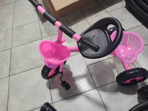 Imagen 3 de 3 de Triciclos De Niño/niña De Metal Oferta Mayor Y Detal