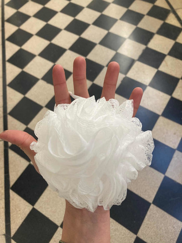 Imagen 2 de 5 de Pack X 10 Un Esponja De Baño Exfoliante Pompón Flor De Tela