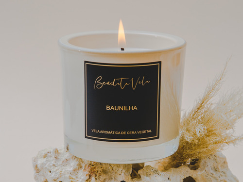 Imagem 2 de 3 de Vela Vegetal Aroma Baunilha Vidro Marfim - Bendita Vela