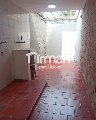 Imagen 8 de 12 de Town House En Alquiler Urb San Jacinto Ia