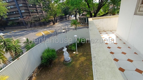 Casa Venta En Zonificacion Con Potencial Comercial 636 Mts , En Esquina En La Zona Comercial Top De La Viña Valencia Carabobo Leida Falcon Lf25-18686