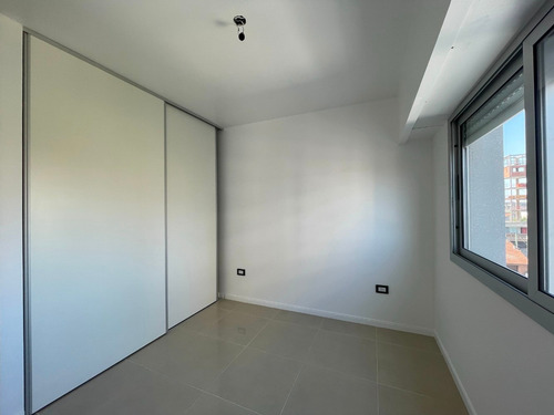Venta Departamento 2 Ambientes Terminadoa Estrenar Ituzaingo