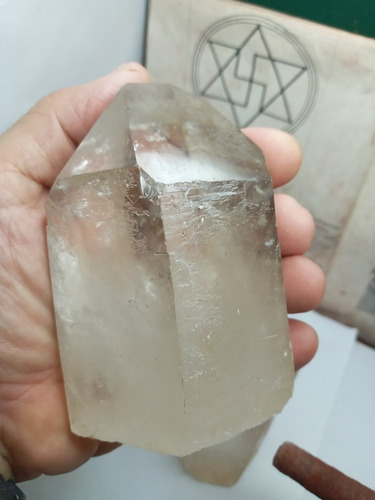 0025 Se Vende Puntas De Cuarzo Cristal Tamaño Grande