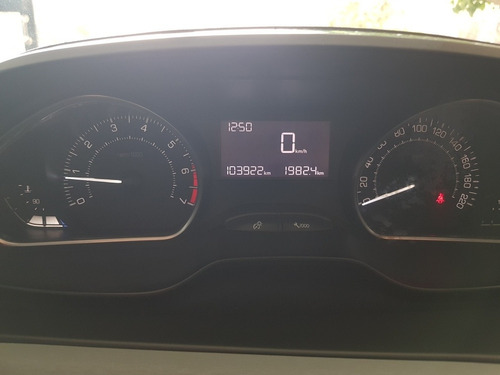 Peugeot 208 1.5 Allure 2015