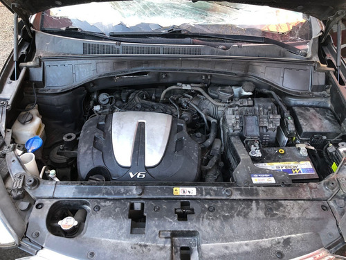 Imagem 8 de 12 de Sucata Hyundai Grand Santa Fé V6 Gasolina 270cvs