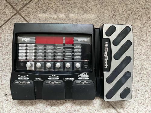 Pedaleira Digitech Rp355