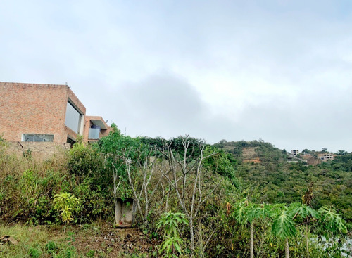 Lote De Terreno En Venta La Tiama-el Hatillo