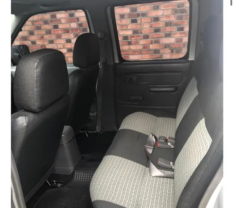 Nissan NP300 Frontier 2.4l