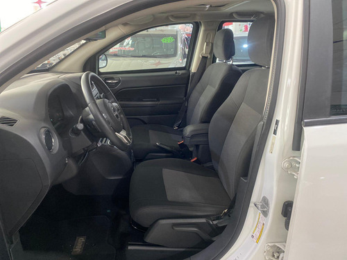 Jeep Compass Compass 2.0 Sport (Aut) (Flex)