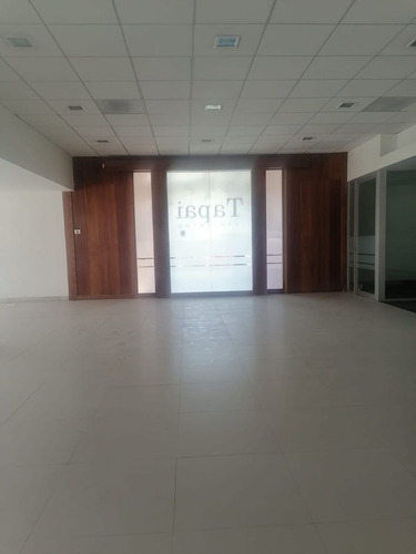 Local Comercial Planta Baja Sobre Colosio A Lado De Tv Azteca