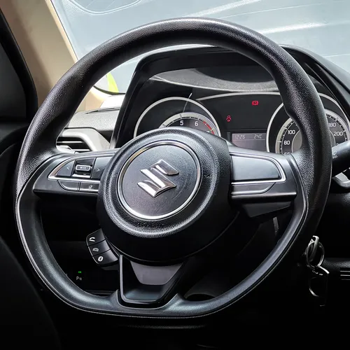 Suzuki Swift Dzire AT