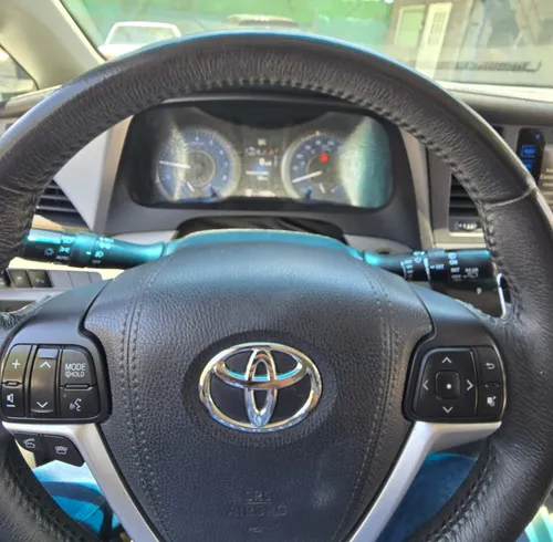 Toyota Sienna 3.5 Xle Piel At