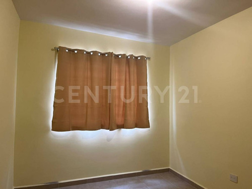 Casa En Renta En Col. Centrika Huinala En Apodaca