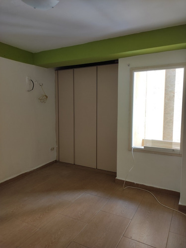 Imagen 8 de 11 de Apto. En Venta Av. Fuerzas Aéreas Urb. Los Chaguaramos