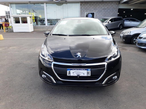 Peugeot 208 Feline 1.6 2018 Dg