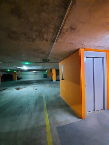 Imagen 7 de 10 de Cochera En Venta - Rosario