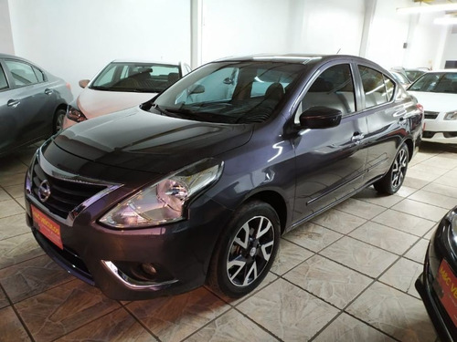 Nissan Versa Unique 1.6 2016 40.000km