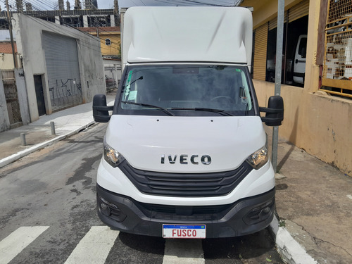 Iveco Daily 35160 2023 Com Baú Alumínio Completa 44 Mil Km