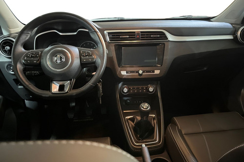 MG Zs 1.5 Com Mt
