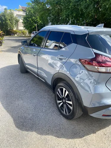 Nissan Kicks Volcano