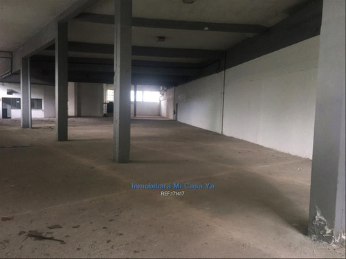 Imagen 11 de 14 de Venta Local Unión, Muy Amplio En Zona De Av. Con Mucho Flujo De Transito 1020m2. Varias Oficinas, Baños Y Comedor.
