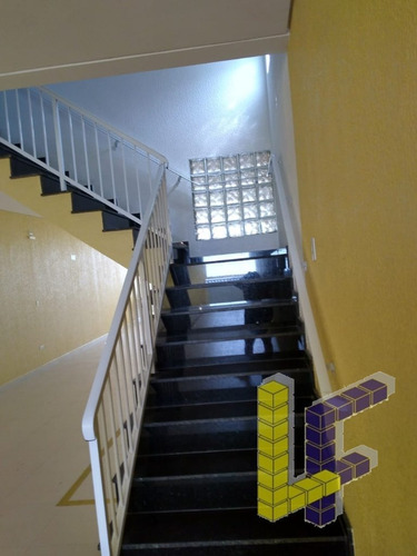 Apartamento - Bairro Santa Maria Sto André - 17208