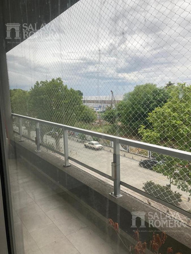 Imagen 6 de 23 de Departamento - Olivos-vias/rio 2 Ambientes Amplio Con Cochera - Vista Al Rio