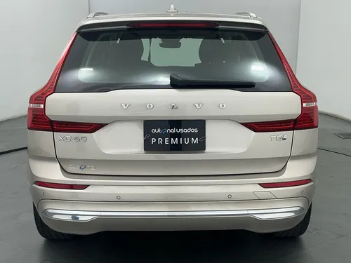 Volvo XC60 PLUS T8 4X4 PHEV