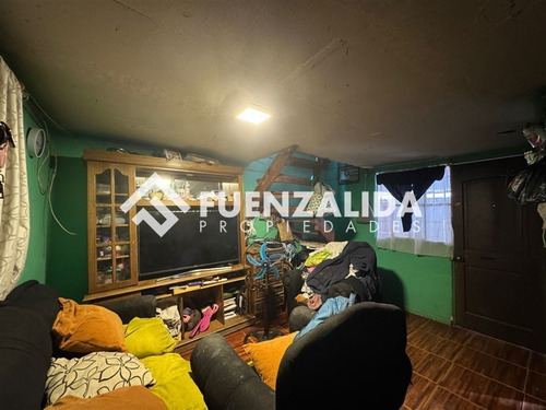 Casa En Venta De 2 Dorm. En Puente Alto