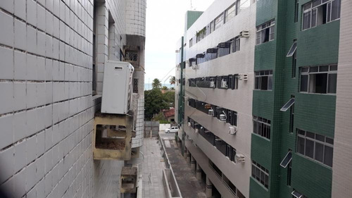 Imagem 3 de 10 de Apartamentos - Ref: V1698