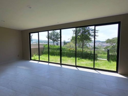 Estrena Residencia En Altozano, De Autor, 3 Recamaras, Sala Tv, Jardín, Luxury