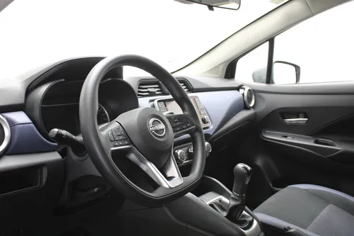 Nissan Versa 1.6 Advance Mt
