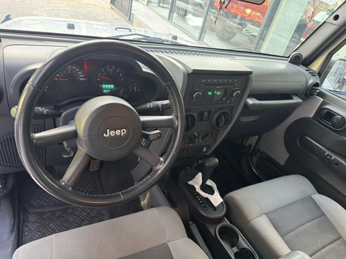 Jeep Wrangler 3.8 Sport