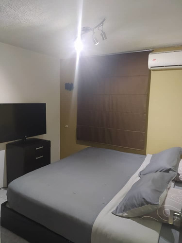 Imagen 7 de 8 de Vendo Apartamento Completamente Amueblado