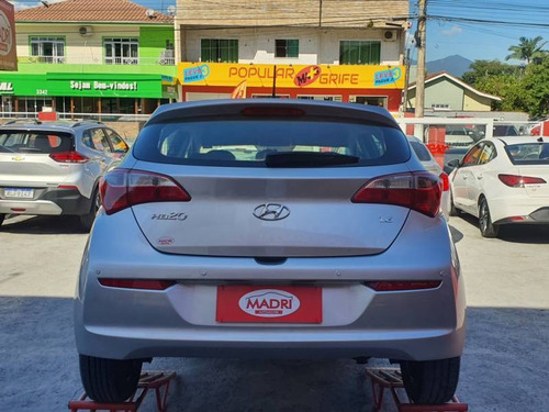 Imagem 5 de 9 de Hyundai Hb20 C./c.plus/c.style 1.6 16v