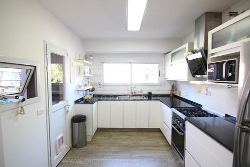 Ph 4 Amb C/garage En Pa Con Terraza Y Parrilla, A 1 Cuadra De Av Centenario - San Isidro
